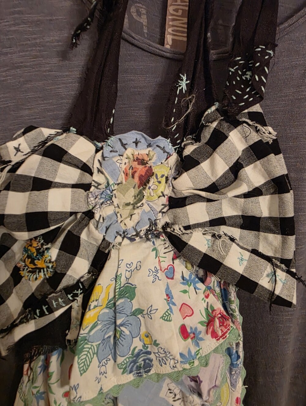 JABOT🩷MOSSIE ANNA ARTISAN DESIGN NWT - Picture 12 of 14